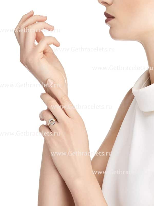 Openwork 18K Rose Gold Ring With Mother-of-pearl Elements and a Round Brilliant-cut Diamond