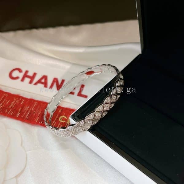 COCO Crush Bracelet Quilted Motif with Pave Diamonds Yellow Gold/Rose Gold/White Gold