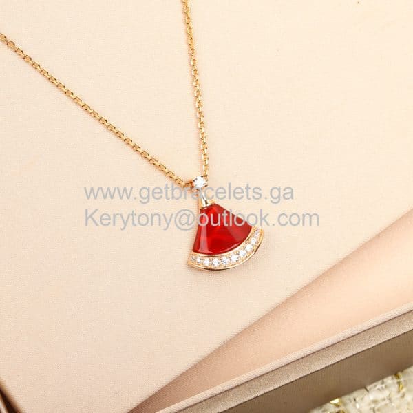 Divas Dream Small Necklace with Pave Diamonds Rose Gold Replica