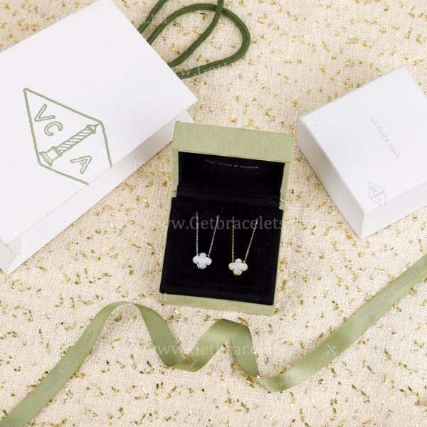 Replica Van Cleef Arpels Pure Alhambra Pendant Yellow Gold With Mother-of-pearl