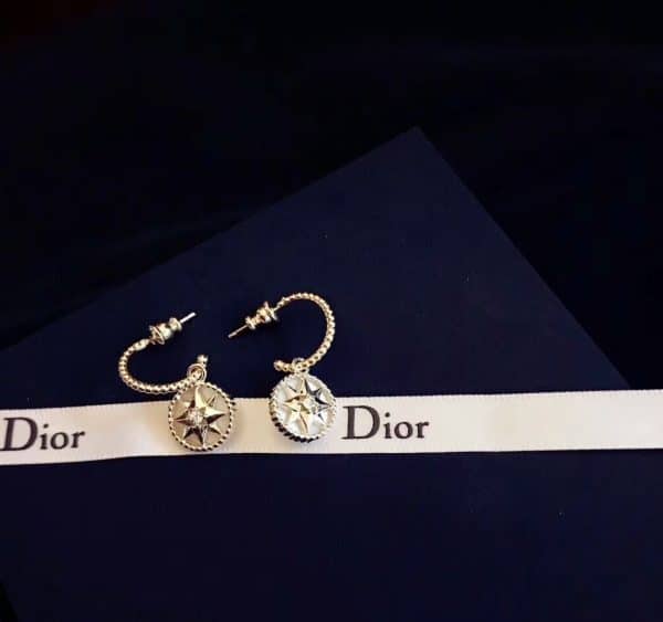 2018 Latest Dior Rose Des Vents MOP Pendant Paved Eight-pointed Star Ladies Diamonds Earrings Yellow Gold JRDV95057_0000