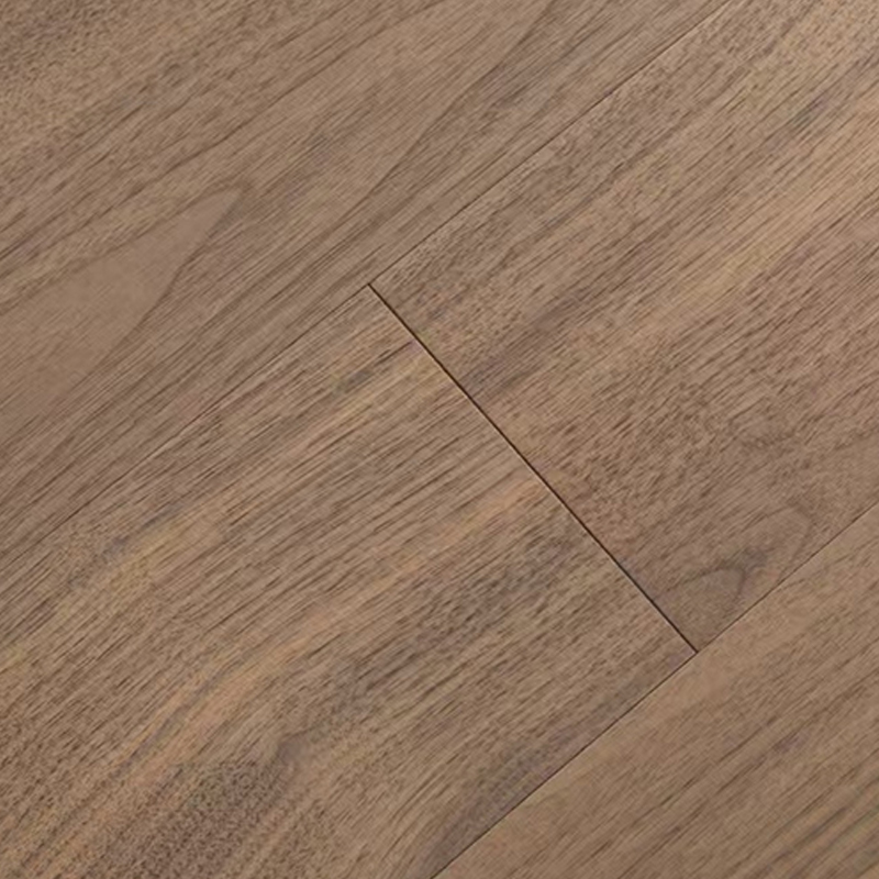 Three-layer com-posite flooring with solid wood surface