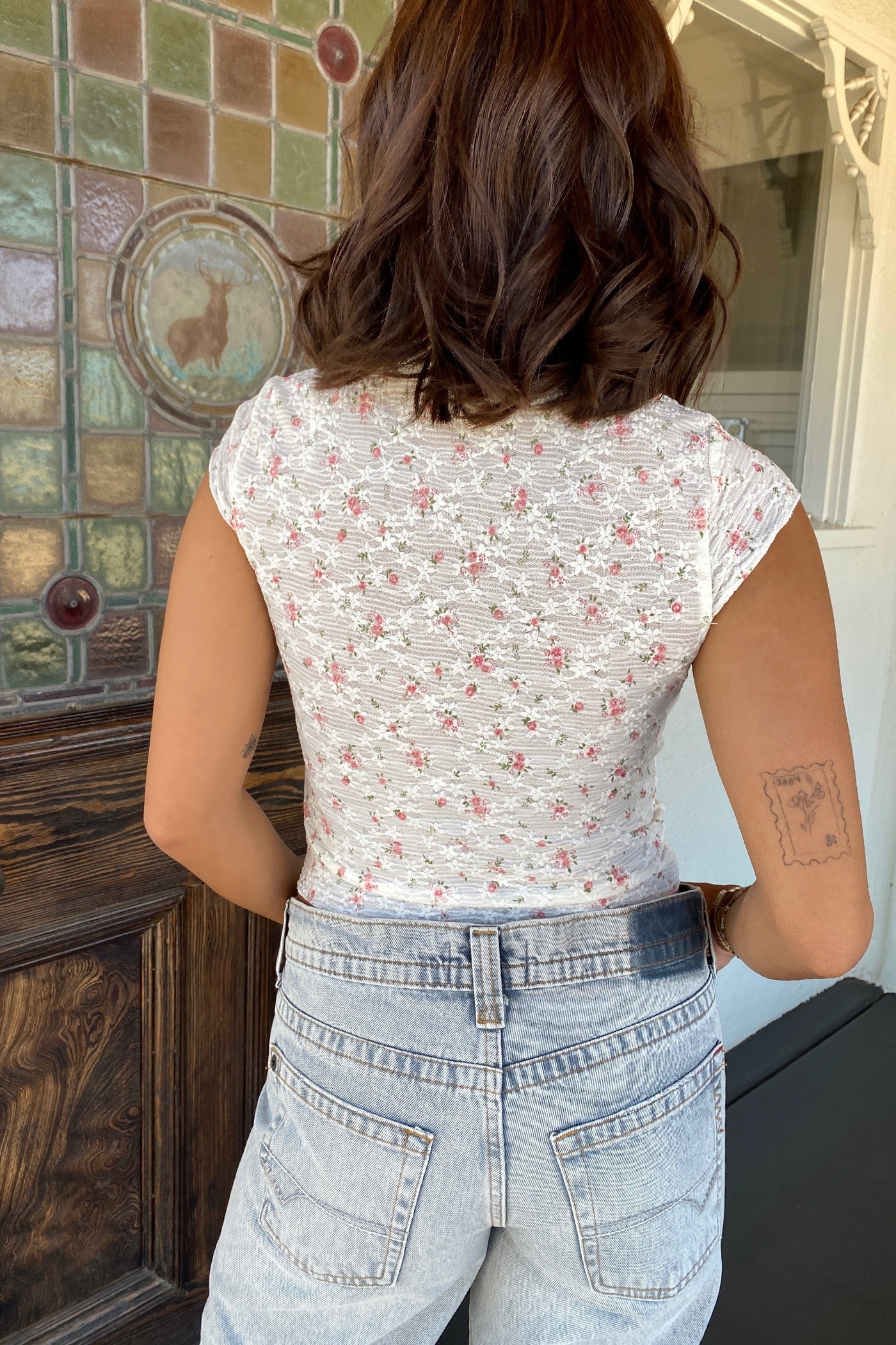 Short Sleeve Stretch Lace Top