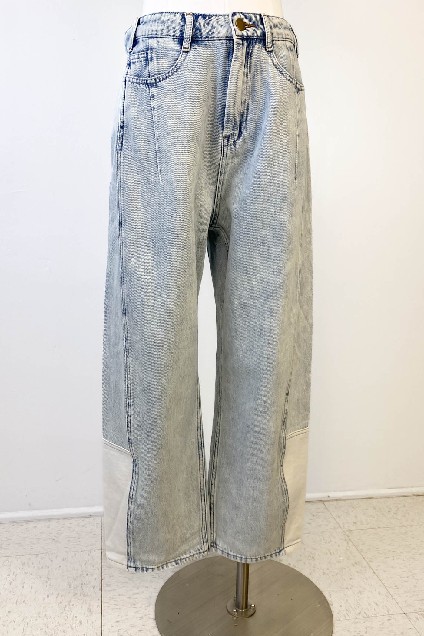 Contrast Barrel Jeans by For Good