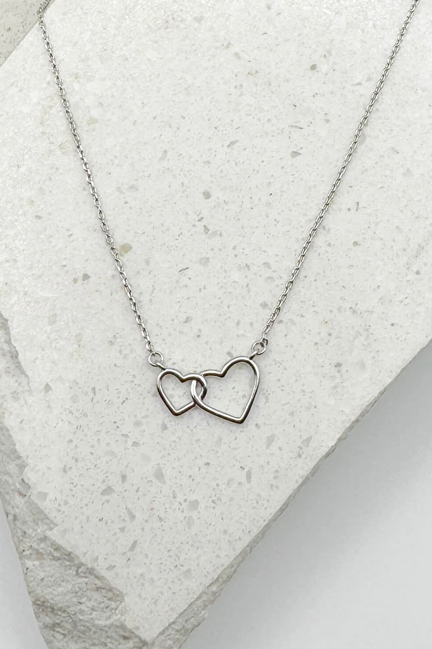 Dainty Heart Link Necklace