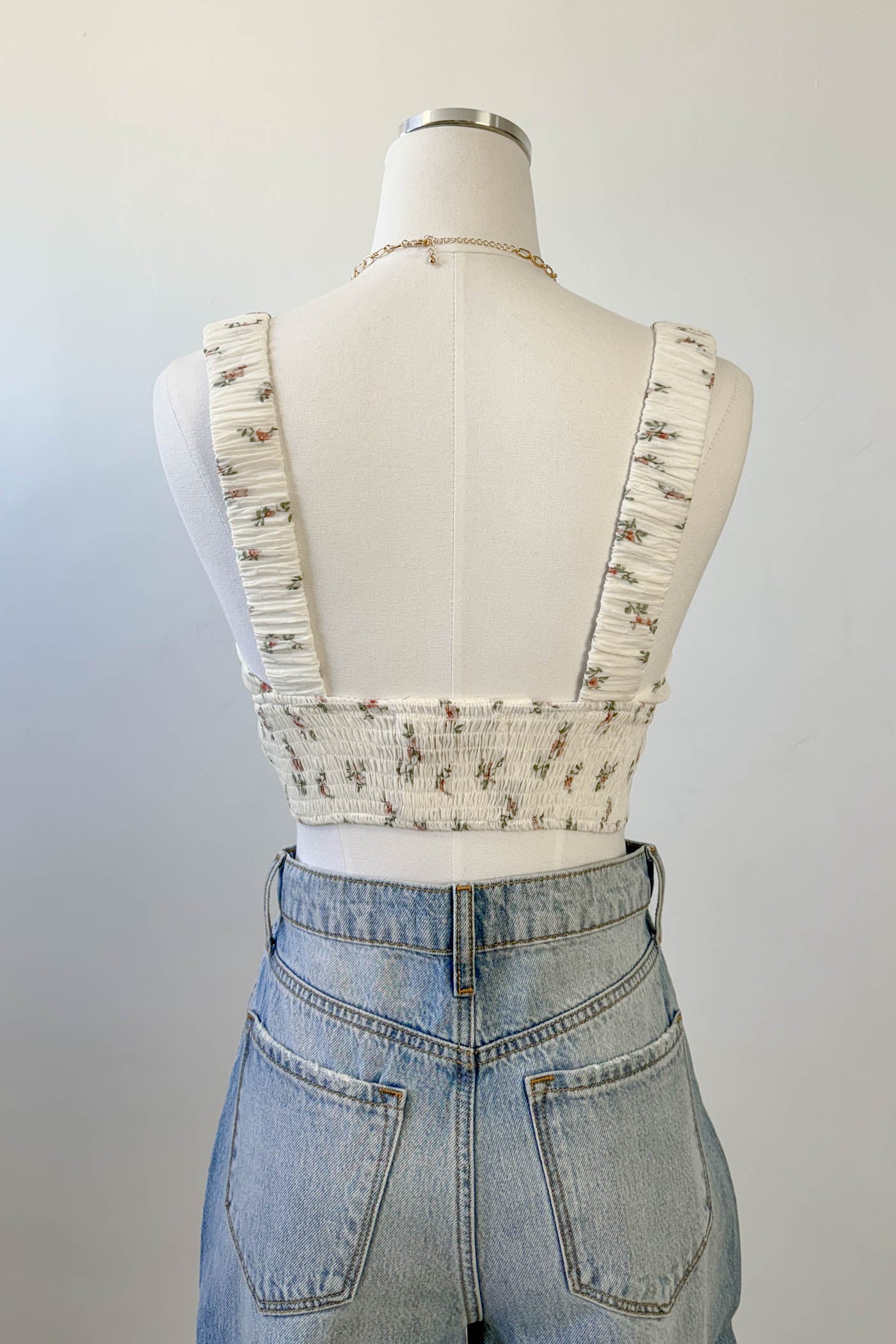 Front Tie Sleeveless Top