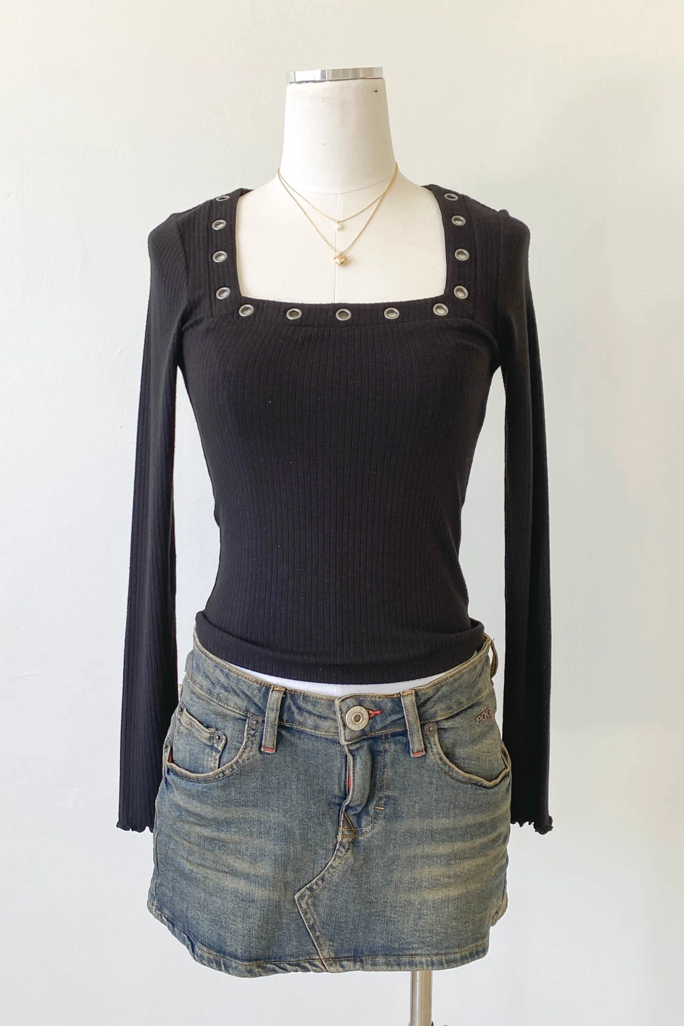 Grommet Long Sleeve Top