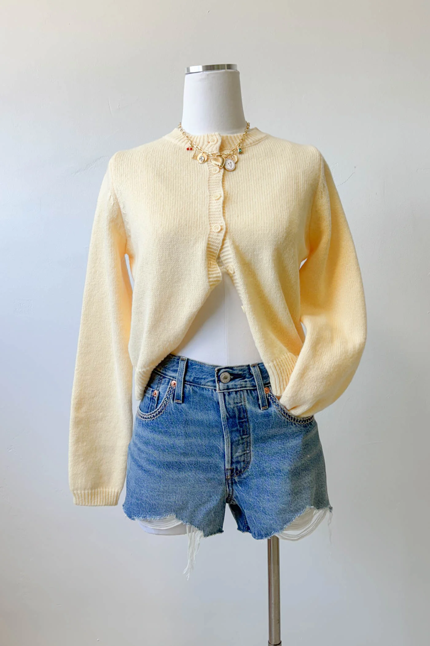 Switch Stitch 501 Orignal Distress Shorst by Levi's