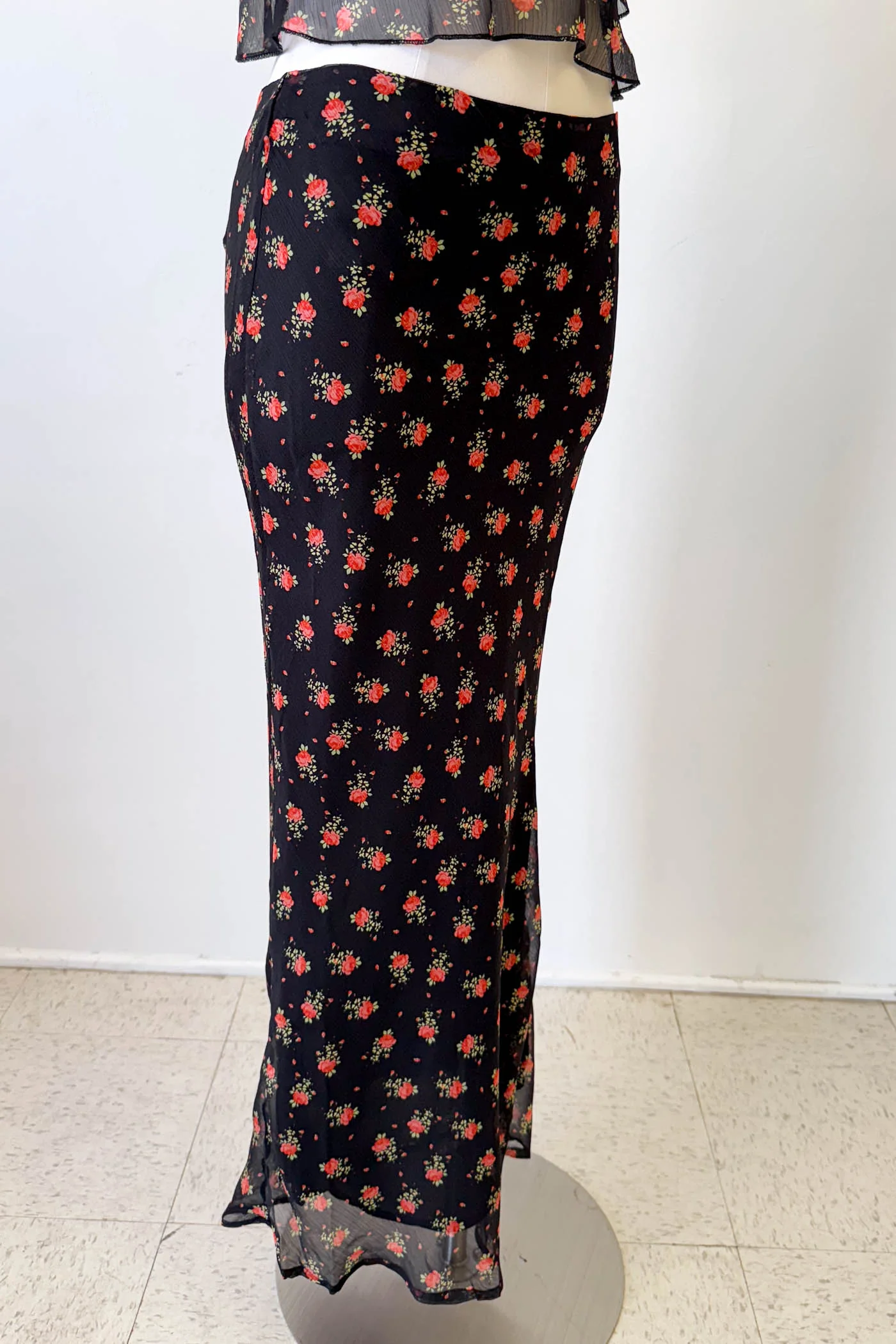 Stretch Lace Maxi Skirt