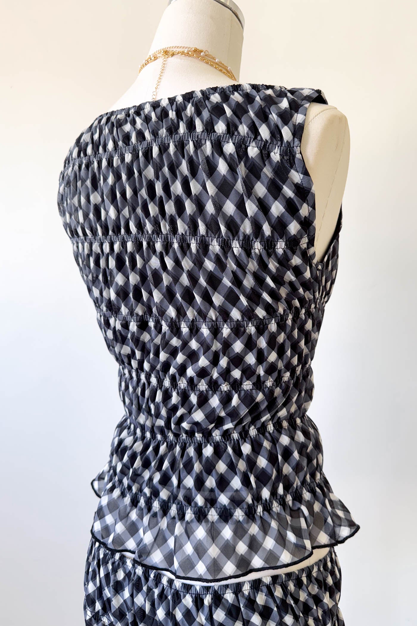 GIngham Sleeveless Stretch Lace Top