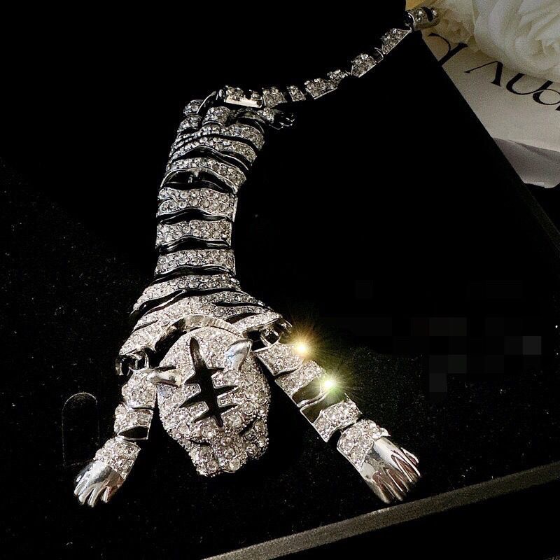 🔥Brooch Lucky Bags - Open in Live