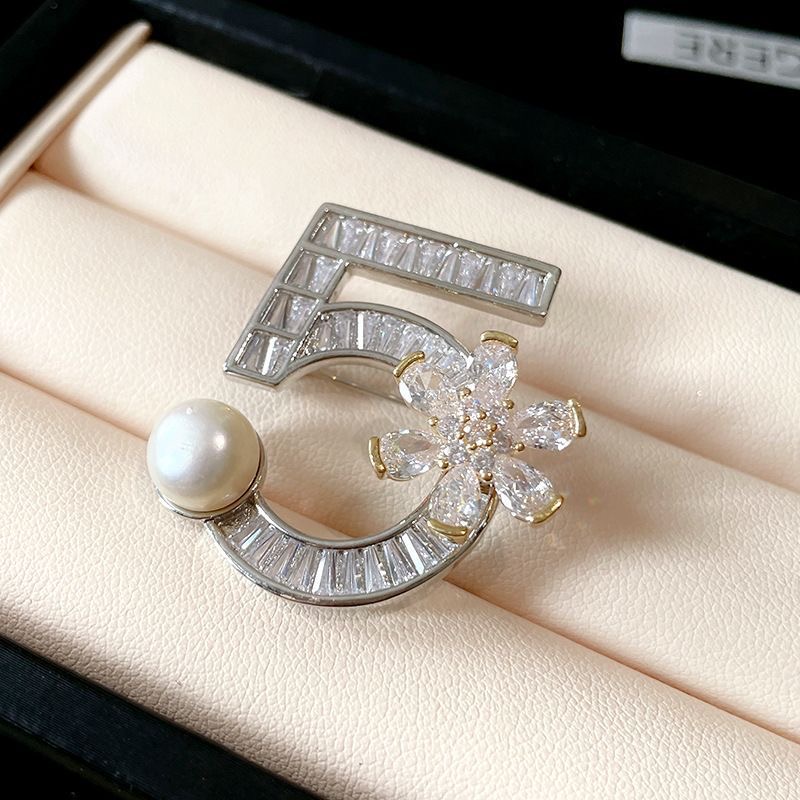 🔥Brooch Lucky Bags - Open in Live