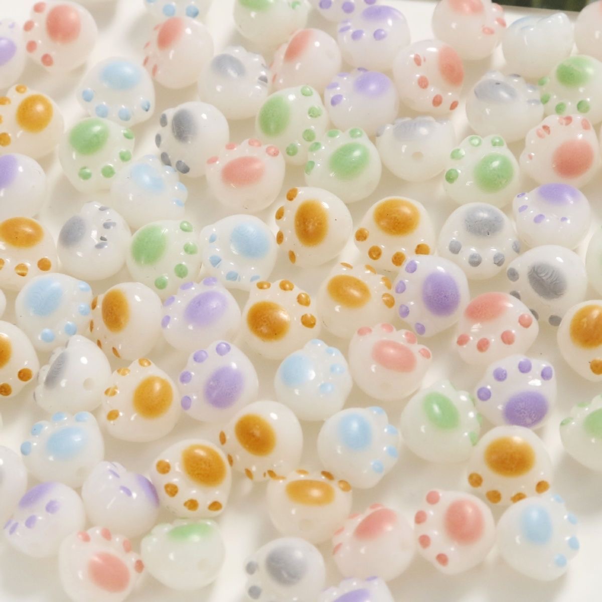 🔥🔥 lucky acrylic beads - Open in Live