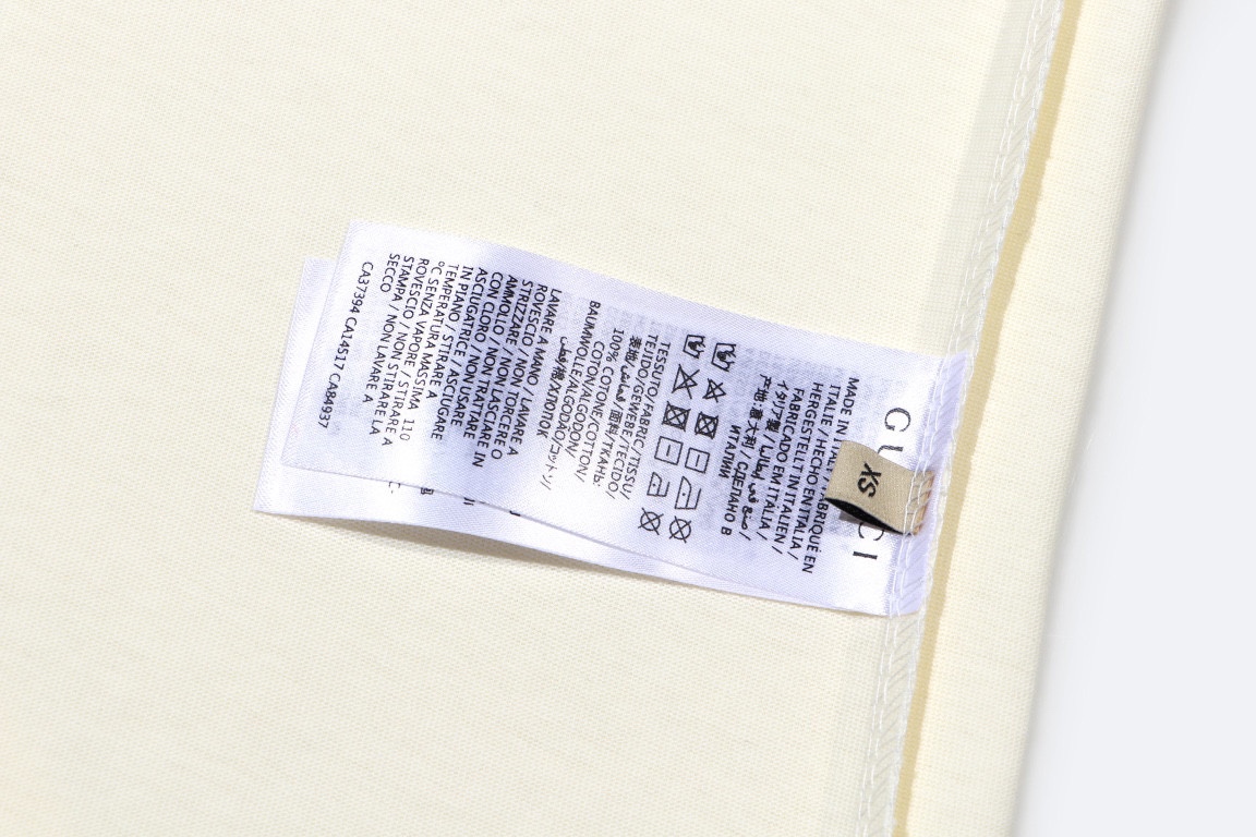 😎 Sunset Shades Graphic Tee – Retro Vibe Meets Playful Edge 🌇✨