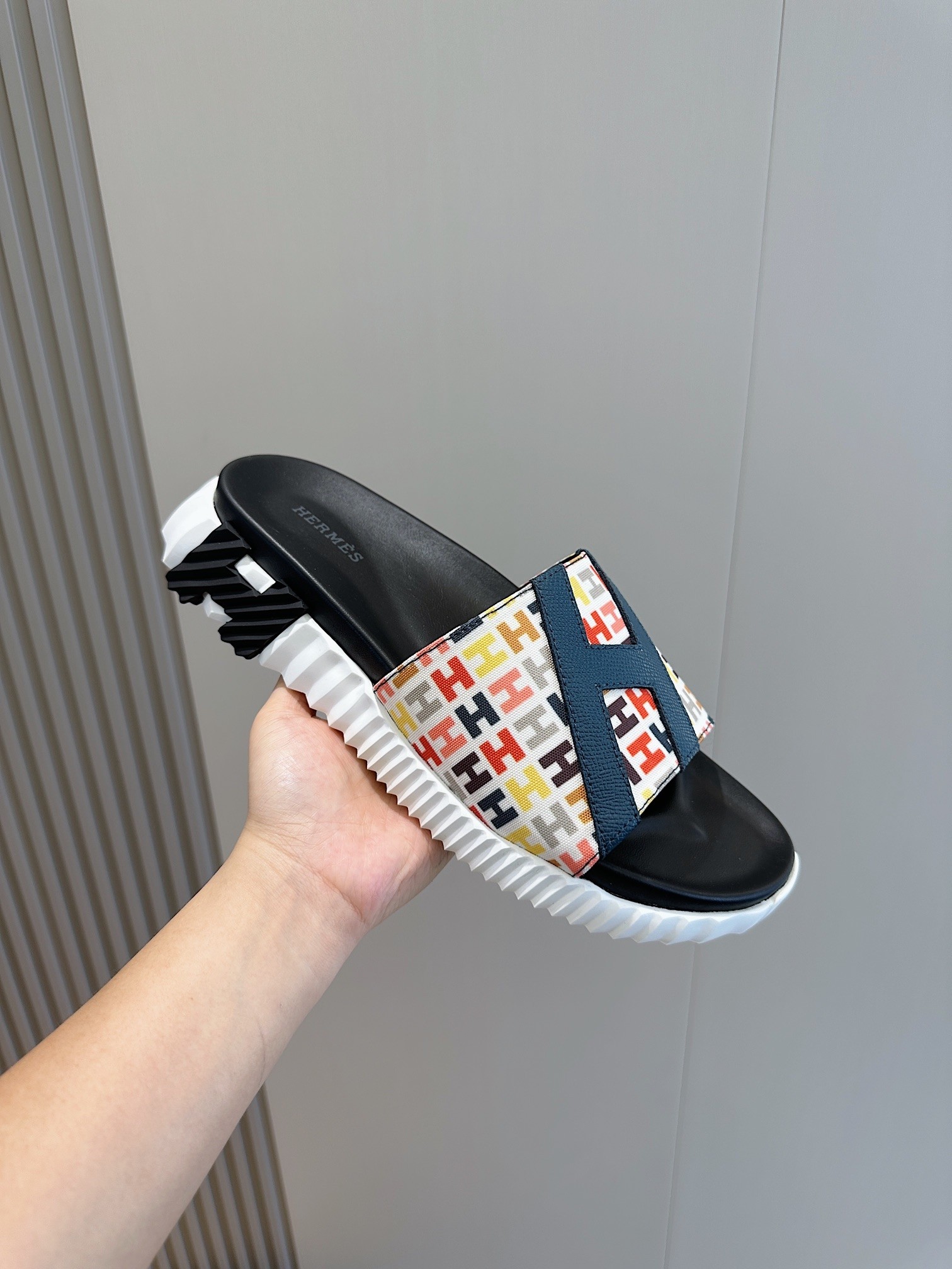 HERMÈS Chypre Multicolor H Sandals – Bold Icon Reimagined