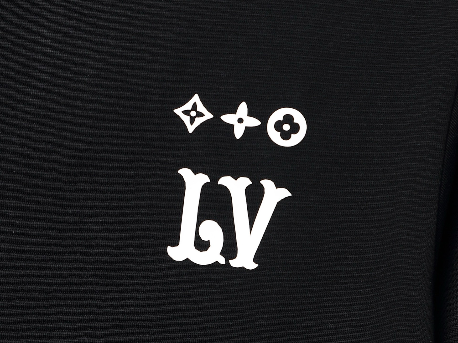 Louis Vuitton Classic Monogram Logo Cotton T-Shirt – Black & White