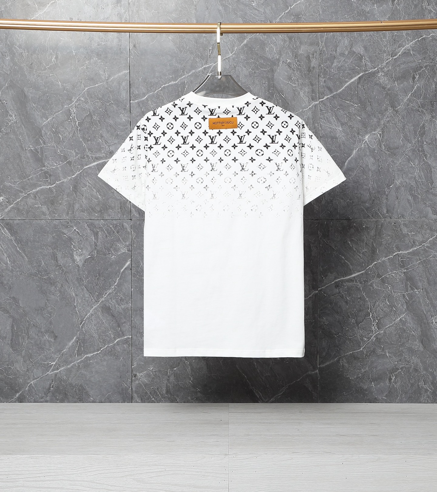 Louis Vuitton Gradient Monogram Tee – Black & White