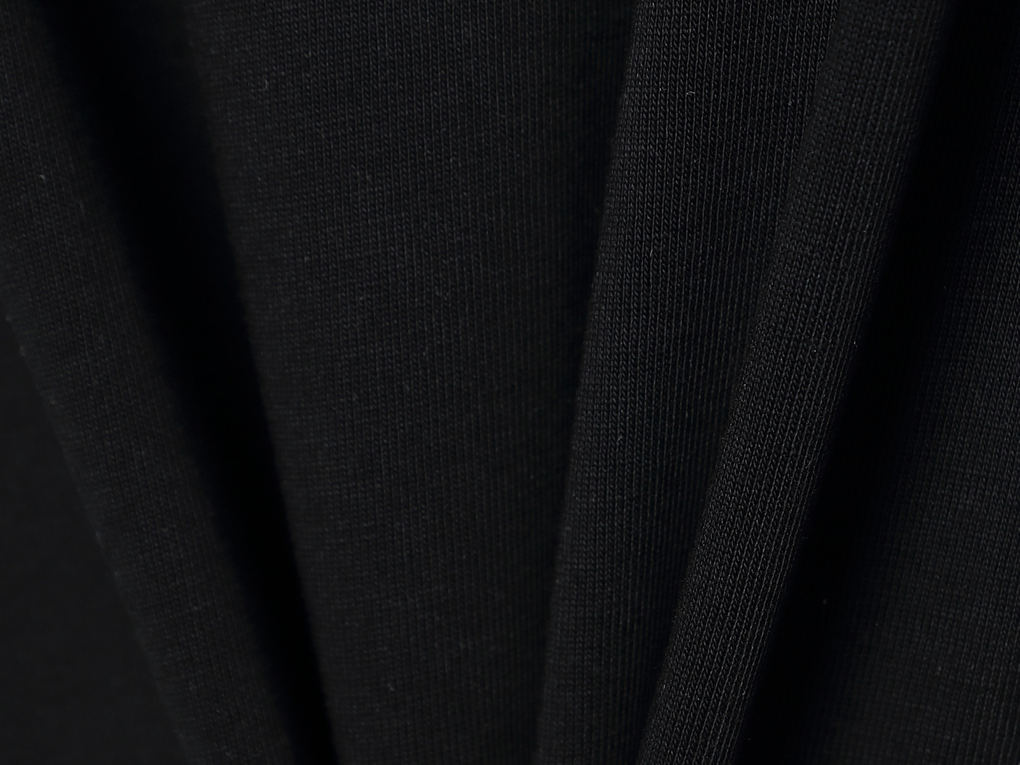 Louis Vuitton Gradient Monogram Tee – Black & White