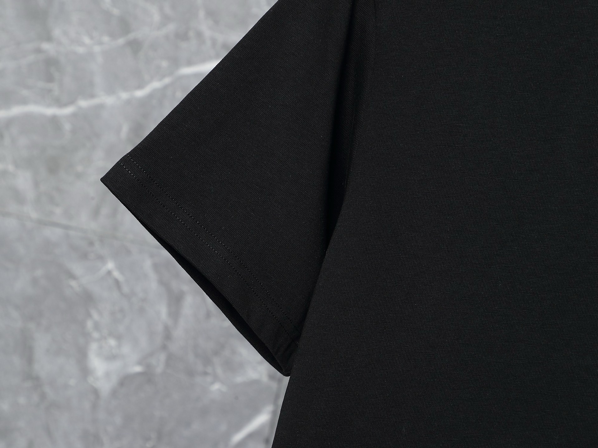 Louis Vuitton Classic Monogram Logo Cotton T-Shirt – Black & White