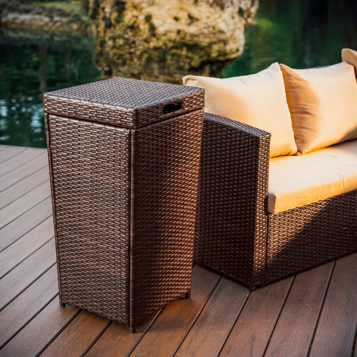 Nestl Outdoor Patio 30 Gallon Durable Wicher Trash Can with Lid