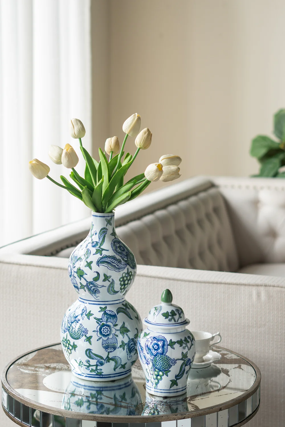 Aesthetic Round End Table with Floral Design