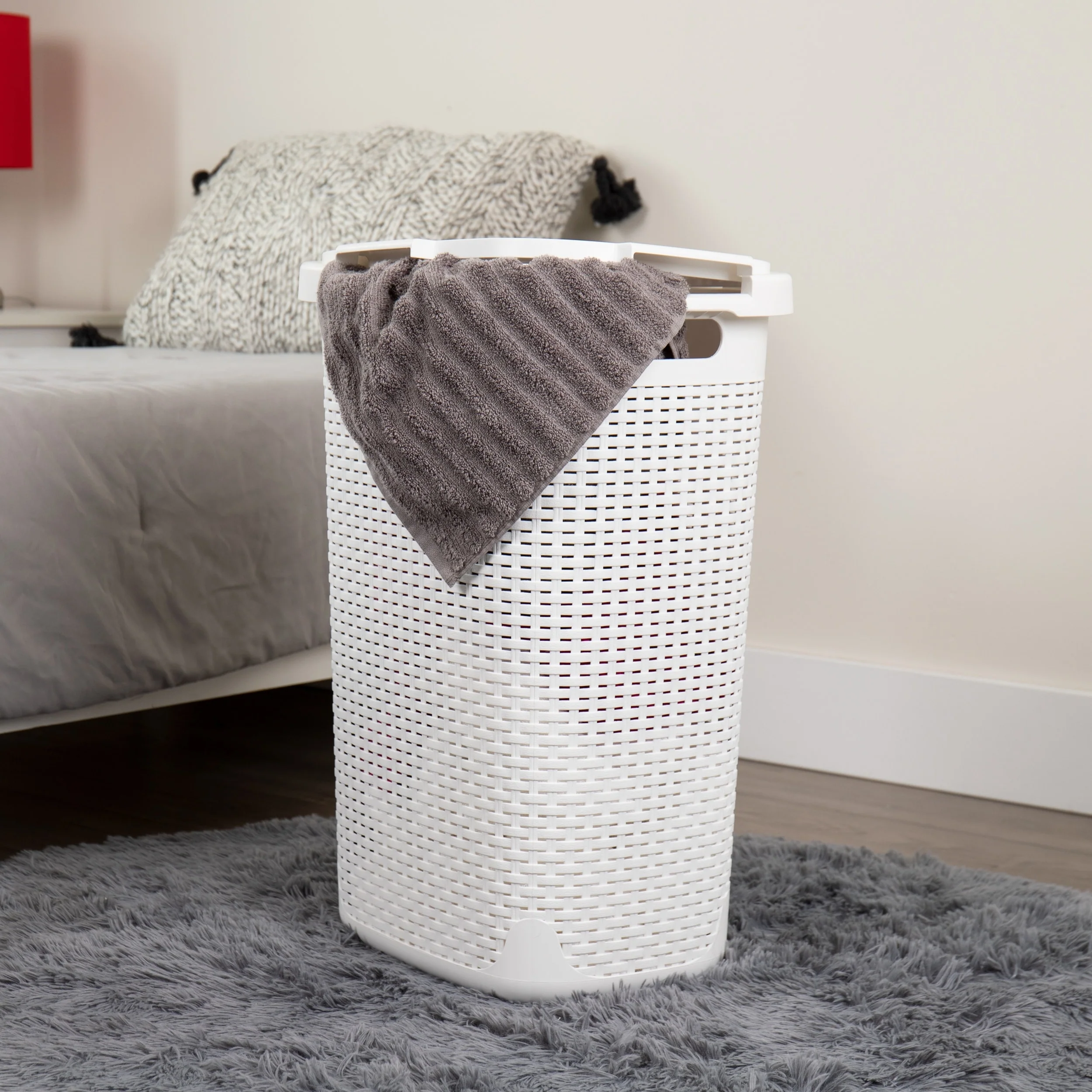 Mind Reader 60L Slim Laundry Hamper, Clothes Basket, Lid, Wicker Design, Plastic, 17.65