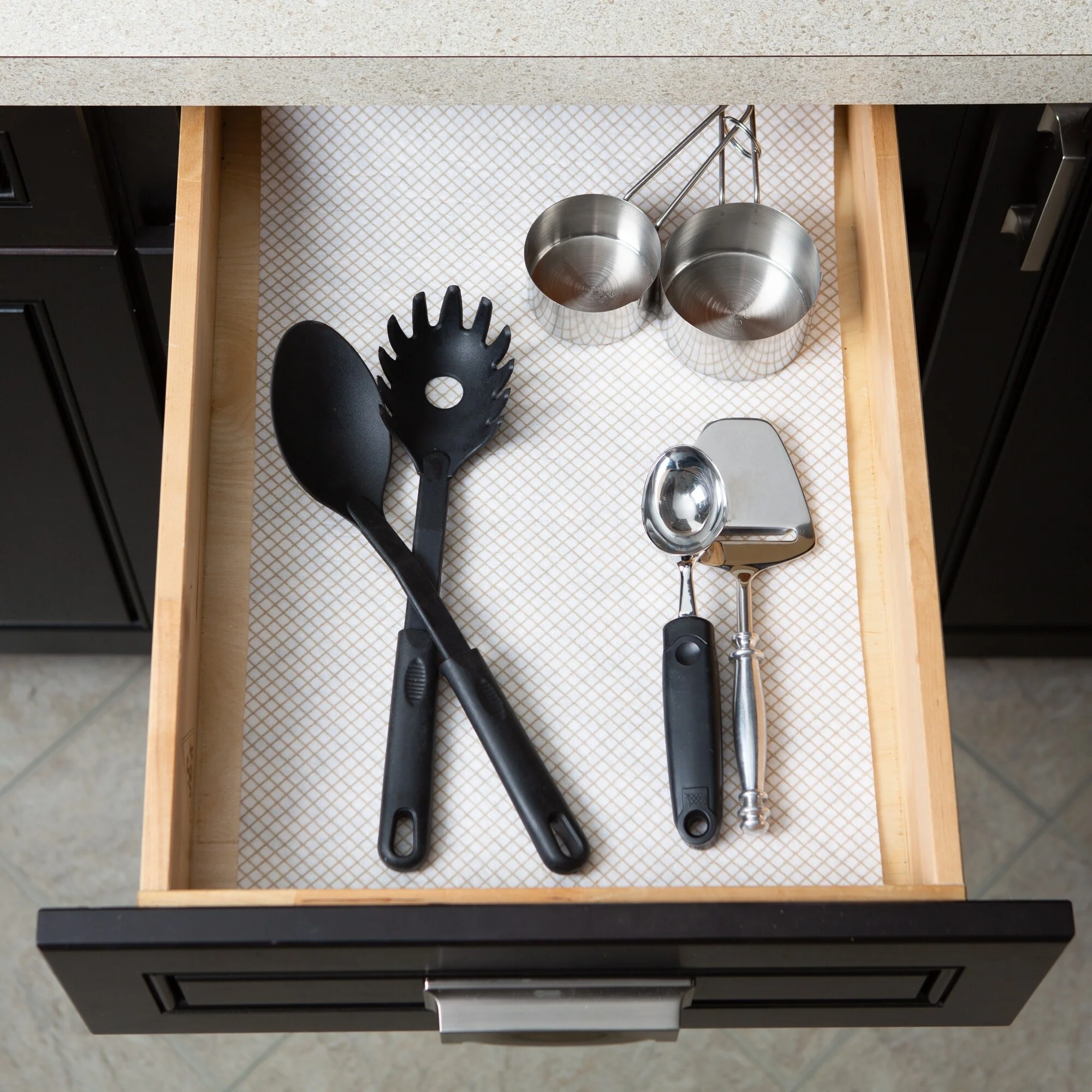 DII Grey Lattice Shelf Liner (Set of 2)