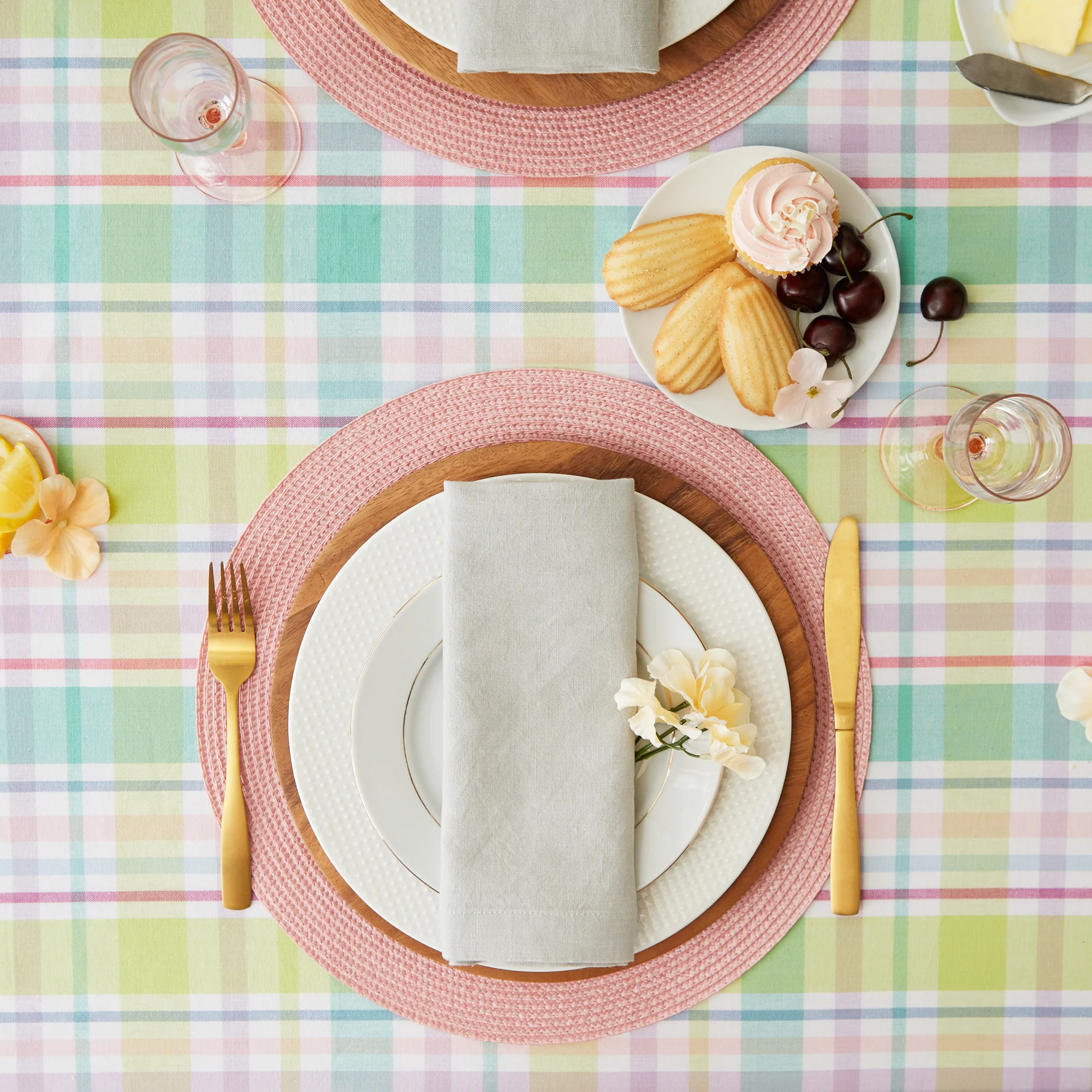Spring Plaid Tablecloth