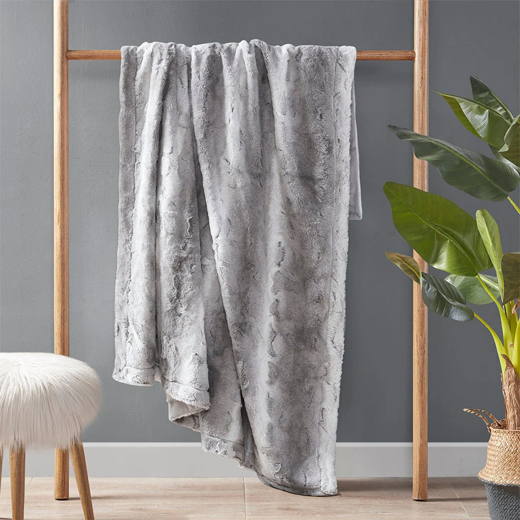 Zeona Oversized Faux Fur Throw, 60 x 70