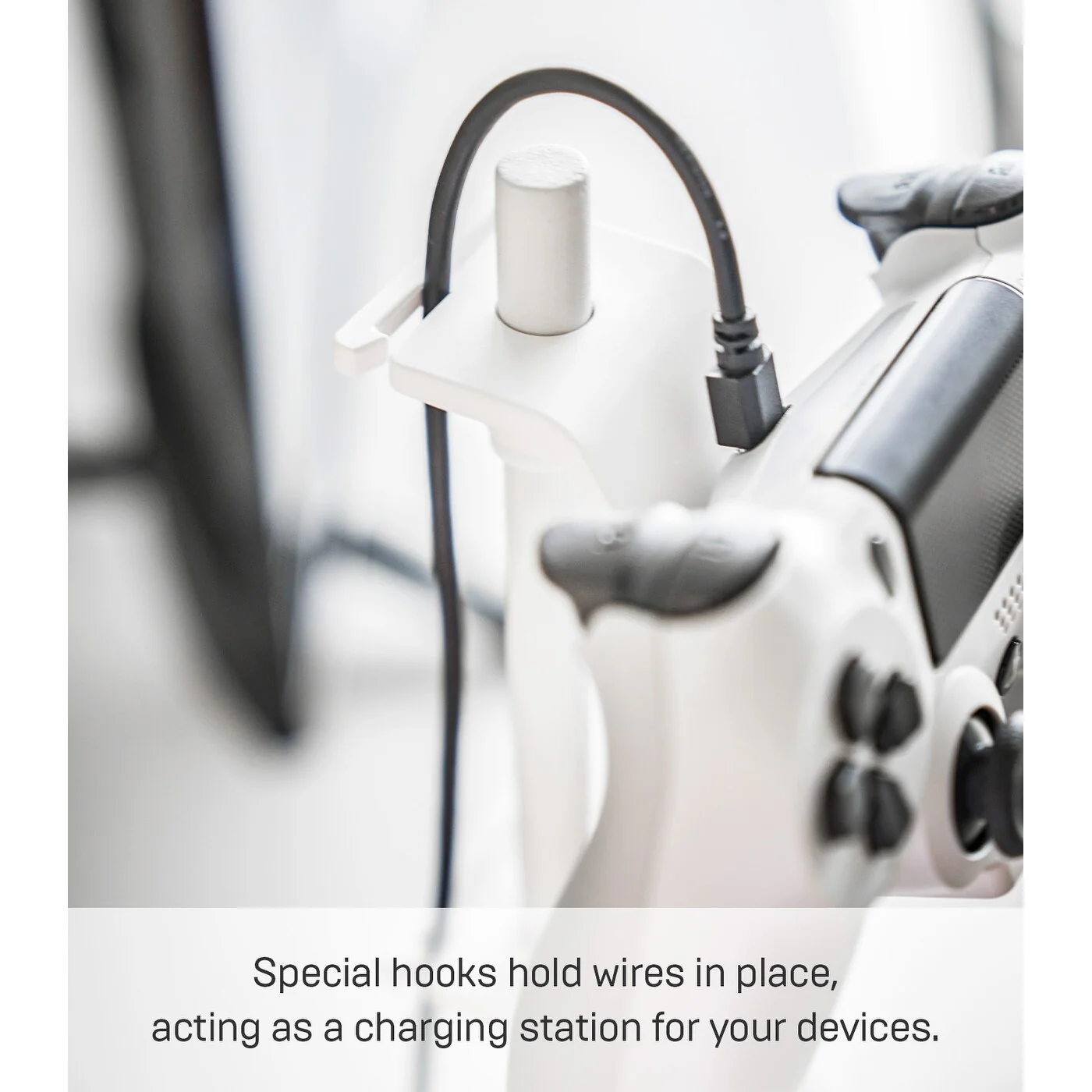 Yamazaki Home Controller Stand, Steel, Adjustable - L 6.69 x W 6.69 x H 15.16 inches