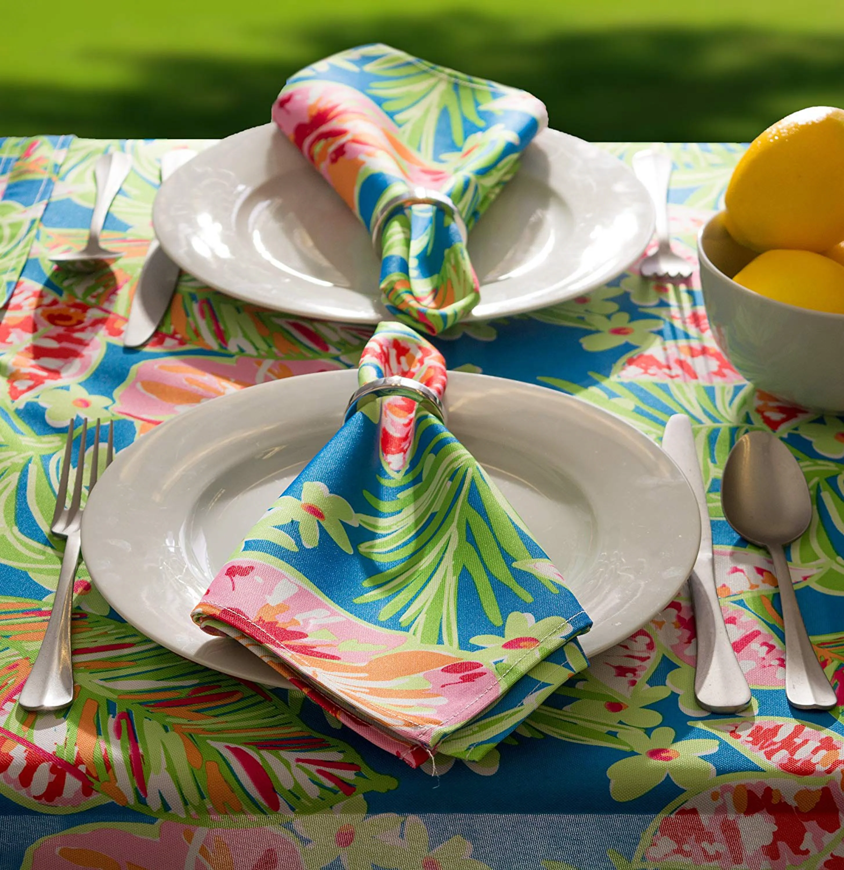 Summer Floral Outdoor Round Tablecloth With Zipper