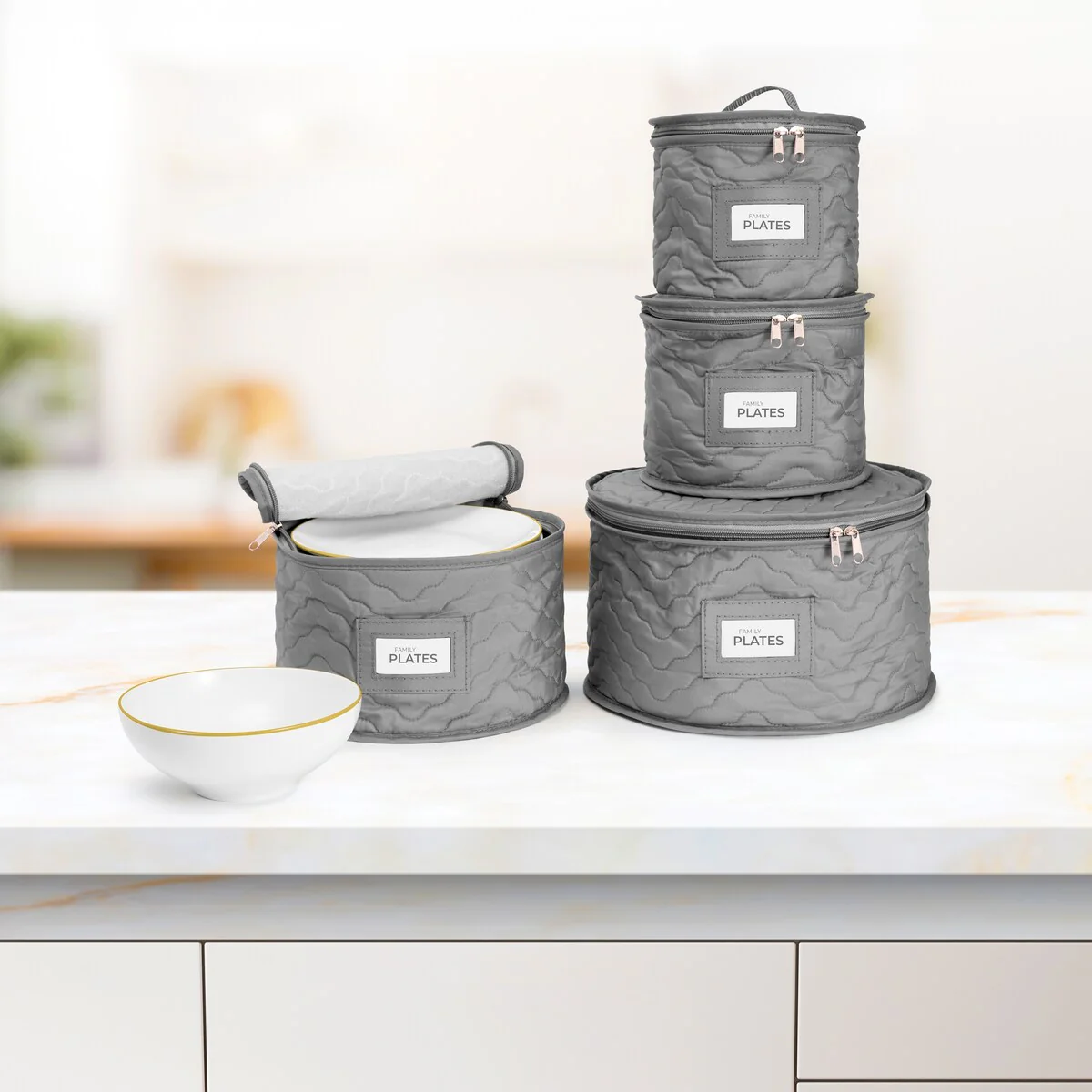 Dinnerware Quilted Storage Set (4 Pc)