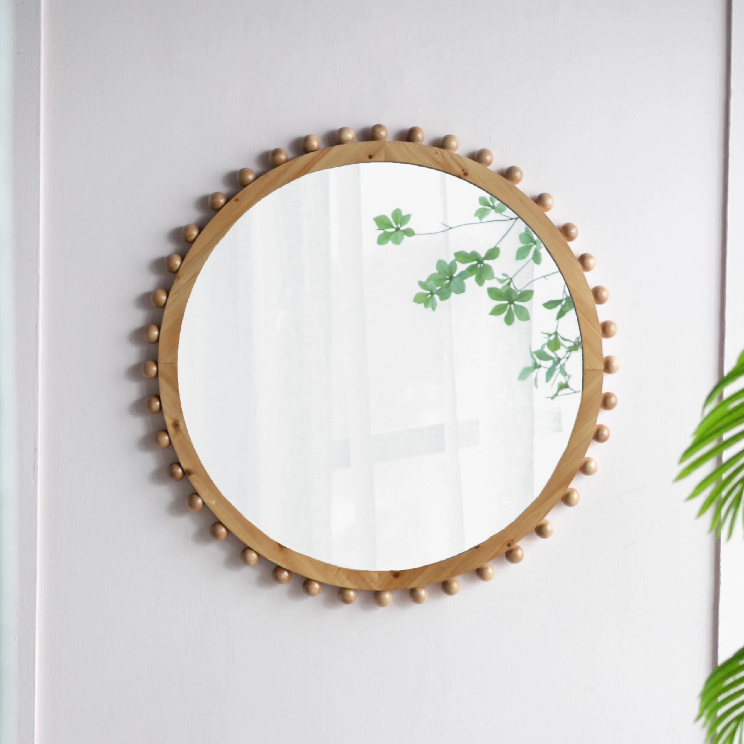 Round Wall Mirror with Beaded Wooden Frame