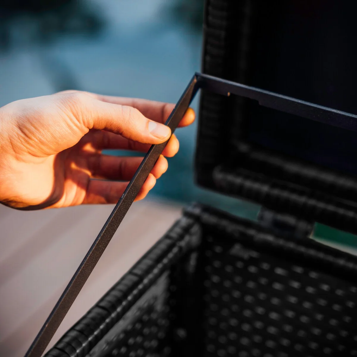 Nestl Outdoor Patio 30 Gallon Durable Wicher Trash Can with Lid