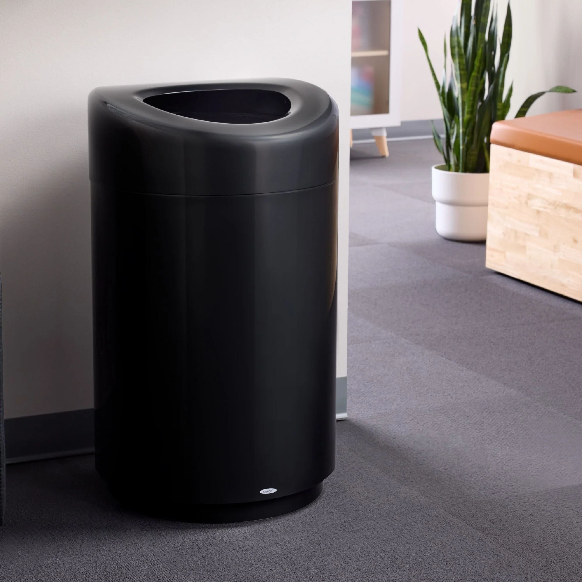 Large Trash Can, 30-Gallon Metal Garbage Can, Receptacle