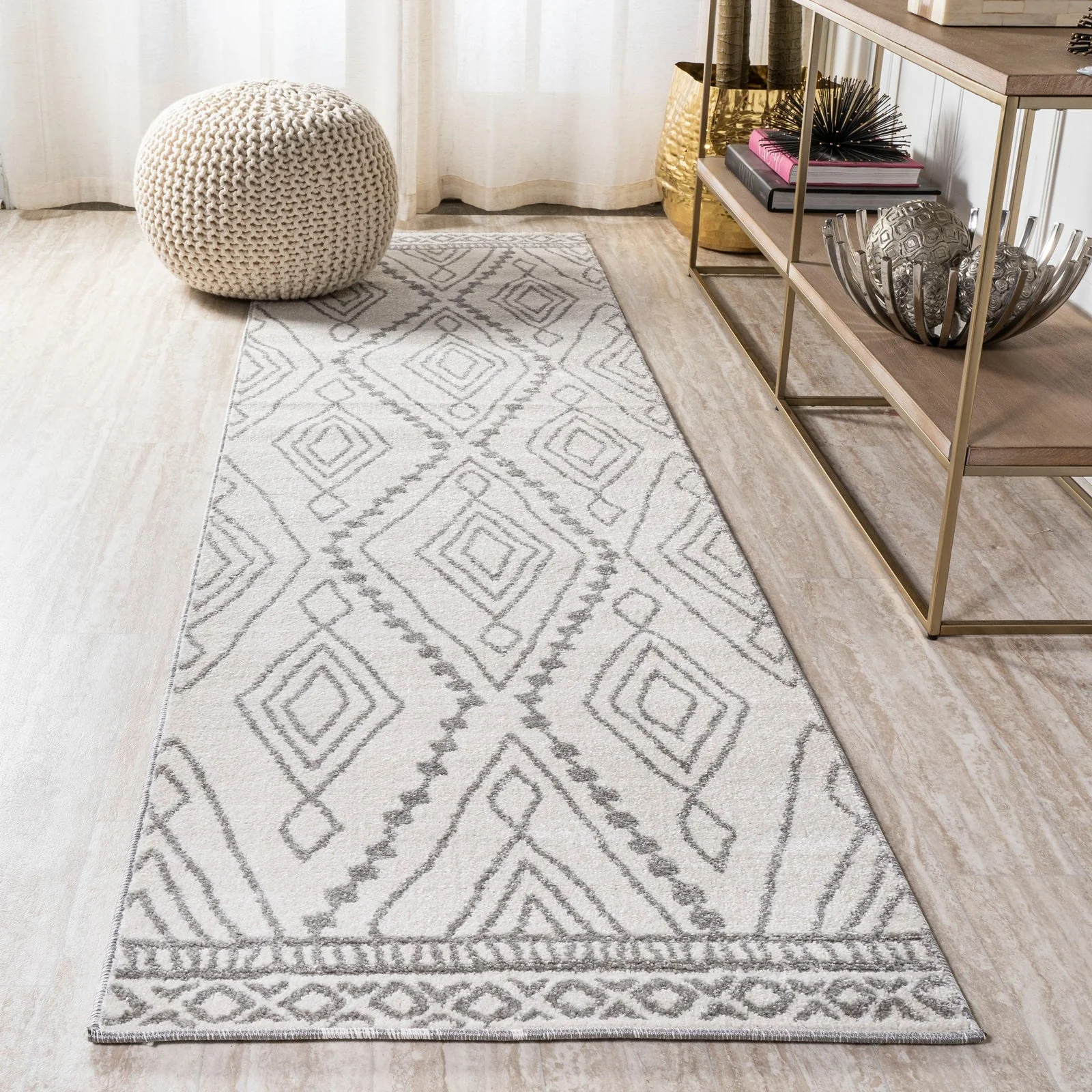 Rih Moroccan Style Diamond Area Rug