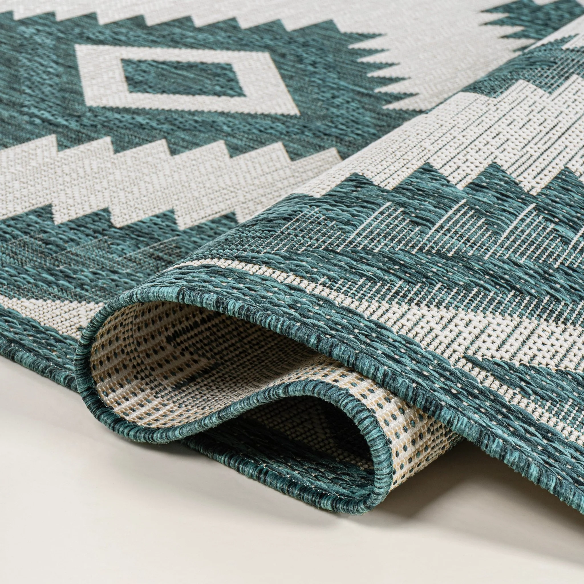 Lior Geometric Moroccan Diamond Indoor/Outdoor Area Rug