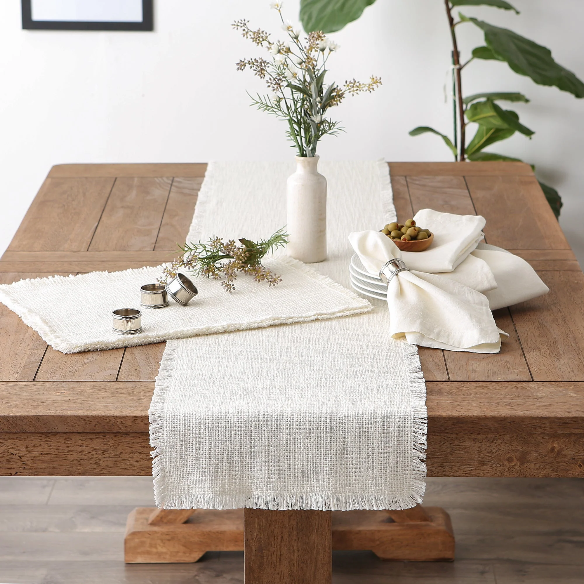 Cream Sugar Basket Fringe 14X72 Table Runner