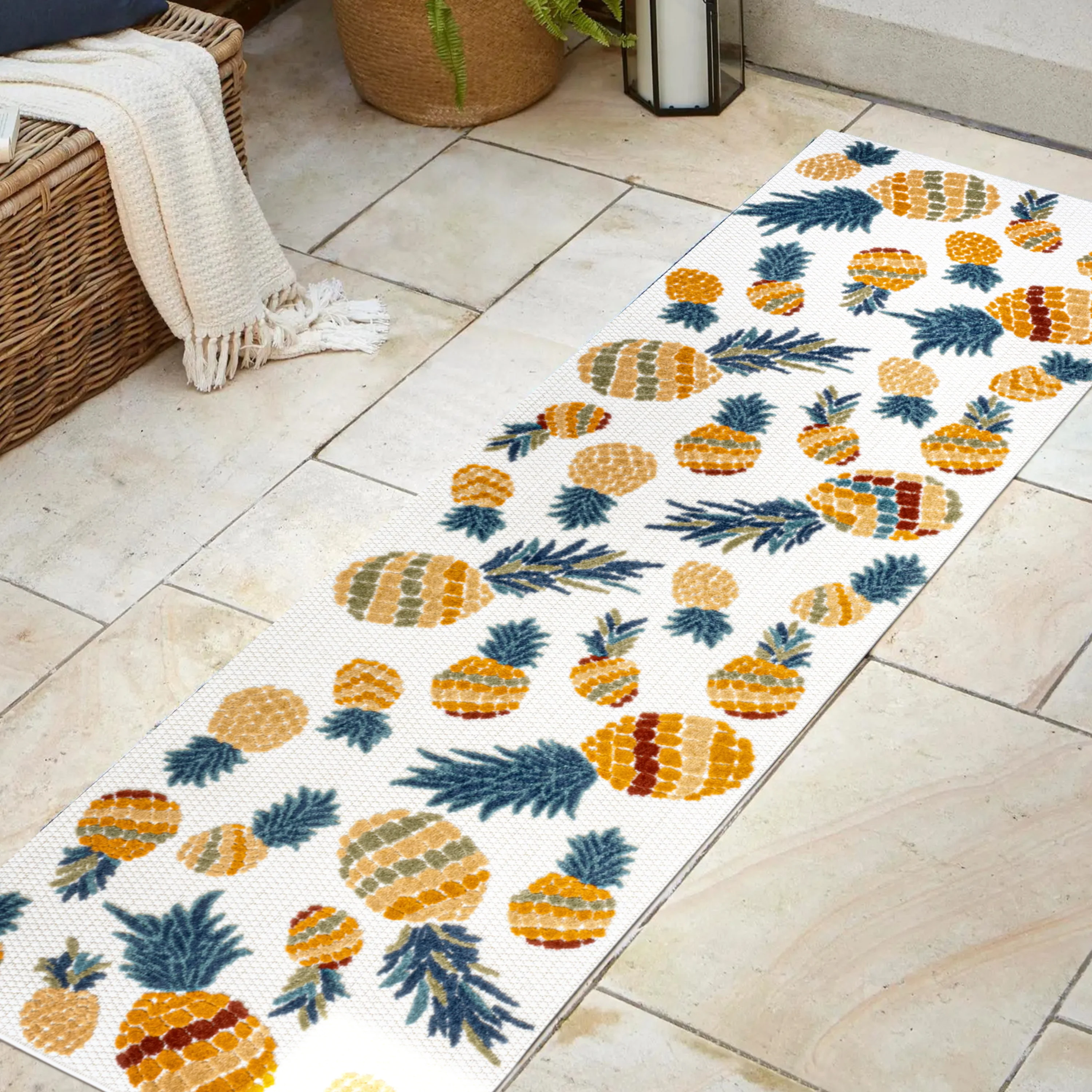 Ananas Bold Pineapple High-Low Indoor/Outdoor Area Rug
