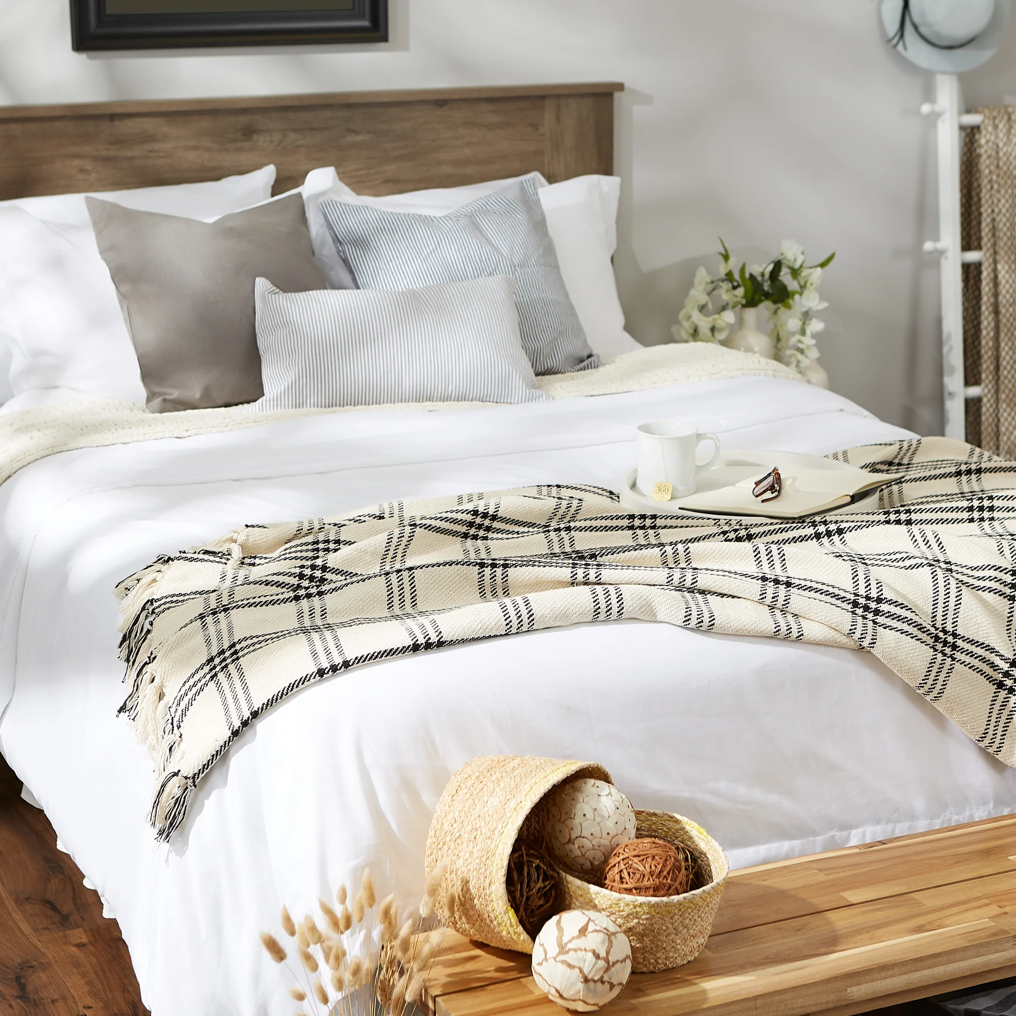 Black Modern Farmhouse Plaid Throw