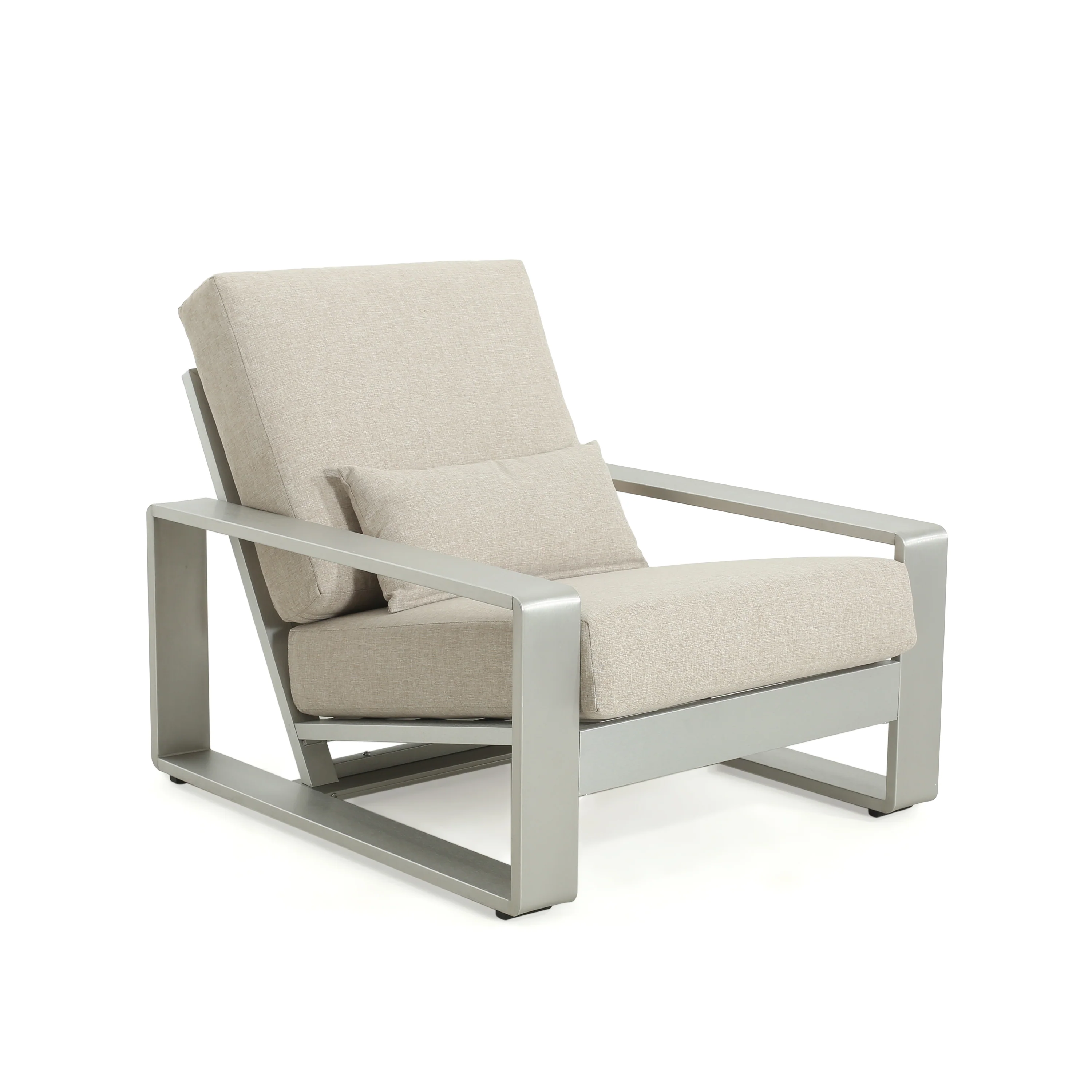 Pyromorphite Outdoor Aluminum Lounge Chair with Slatted Back