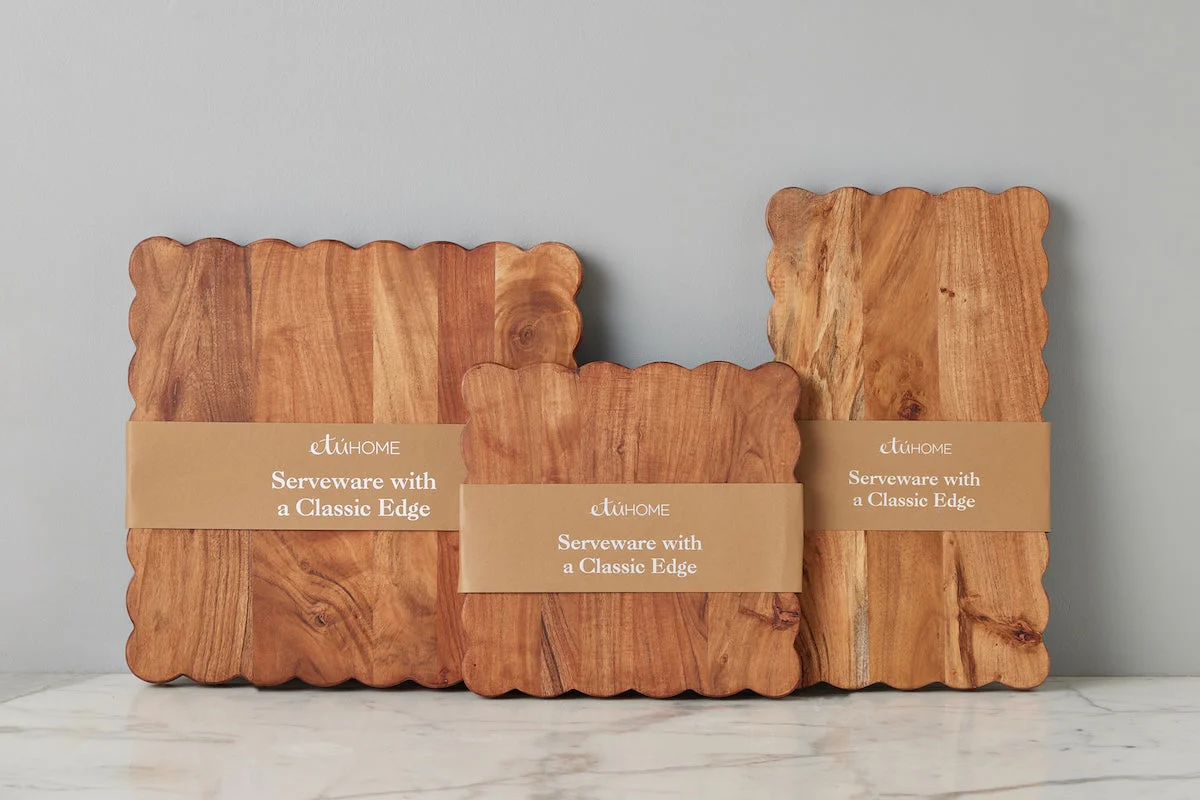 Square Scalloped Cutting Board