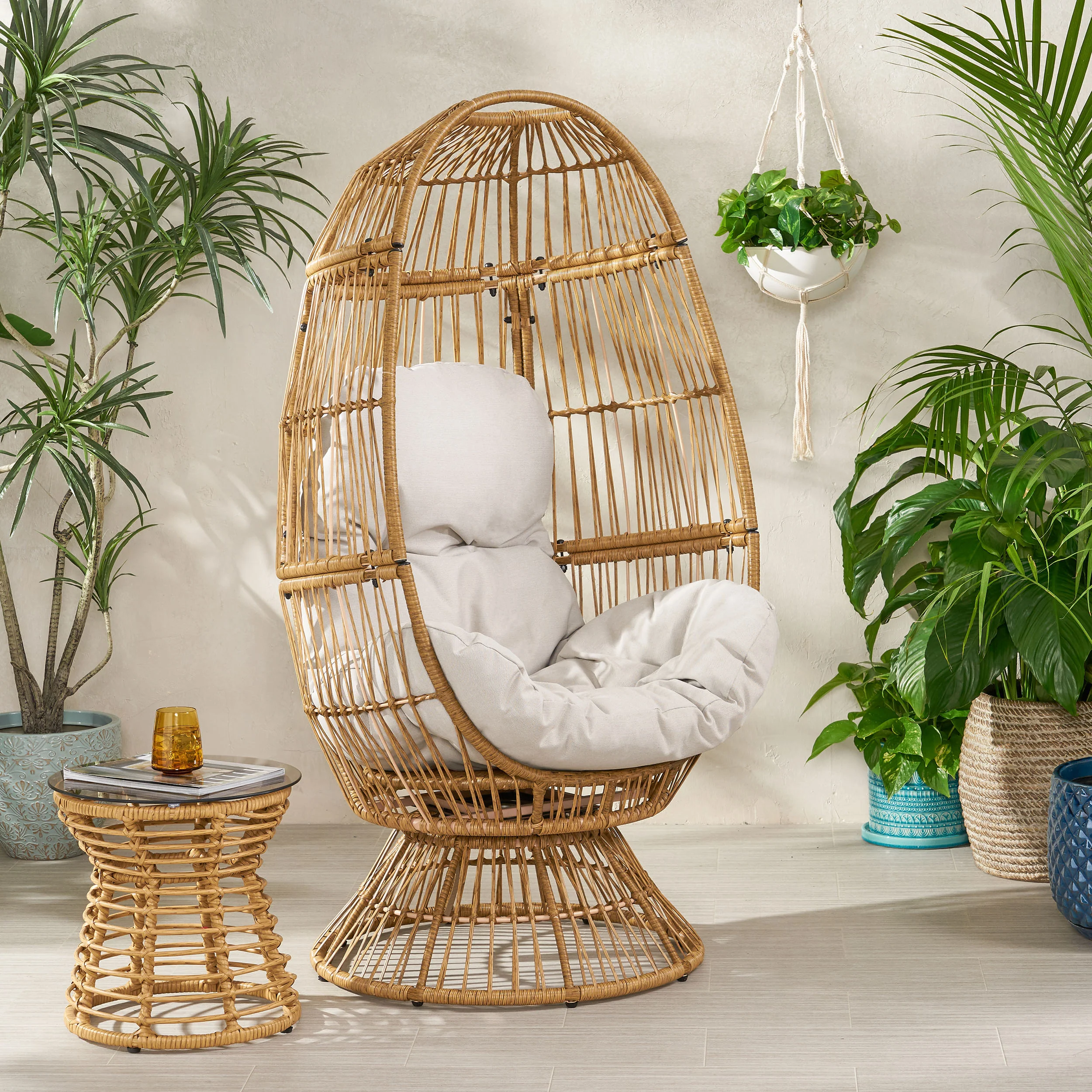 Lazulite Outdoor Egg Chair with Water-Resistant Cushion and Swivel Function