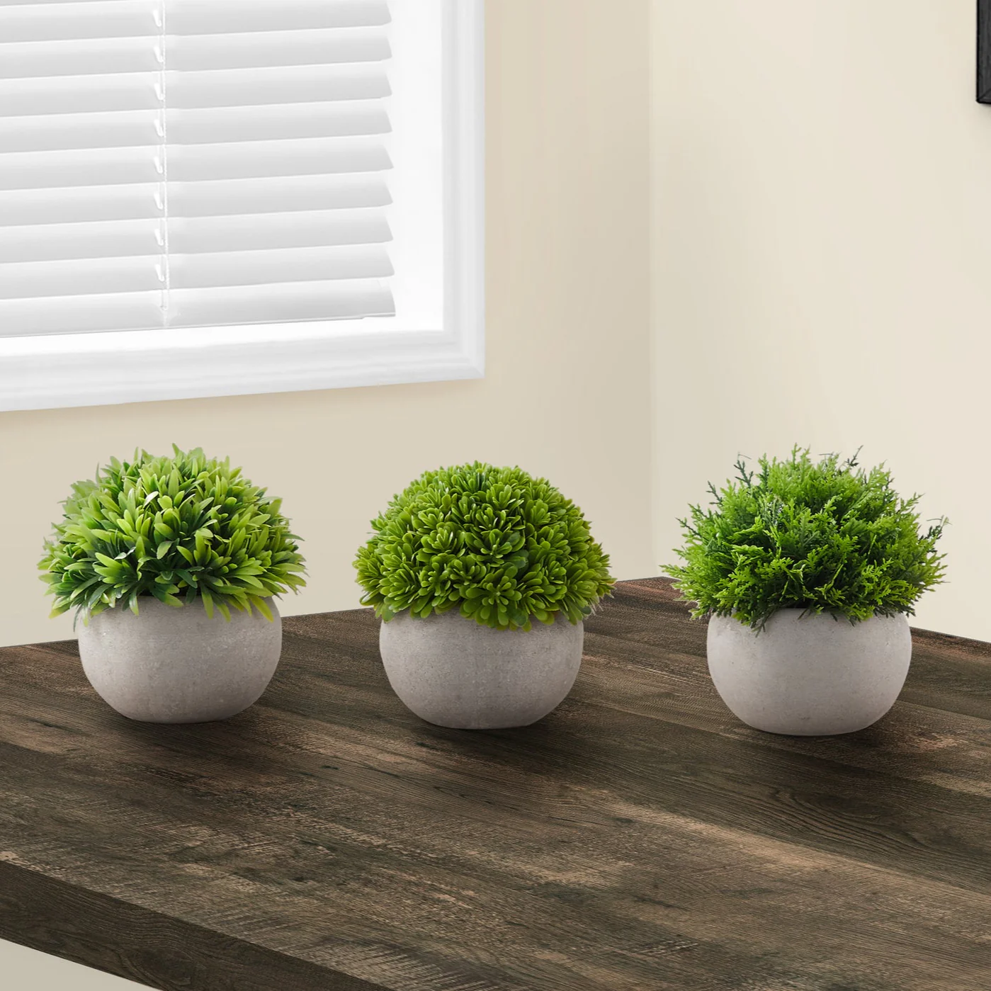 5 Tall Artificial Grass Plant with Pots, Set of 3