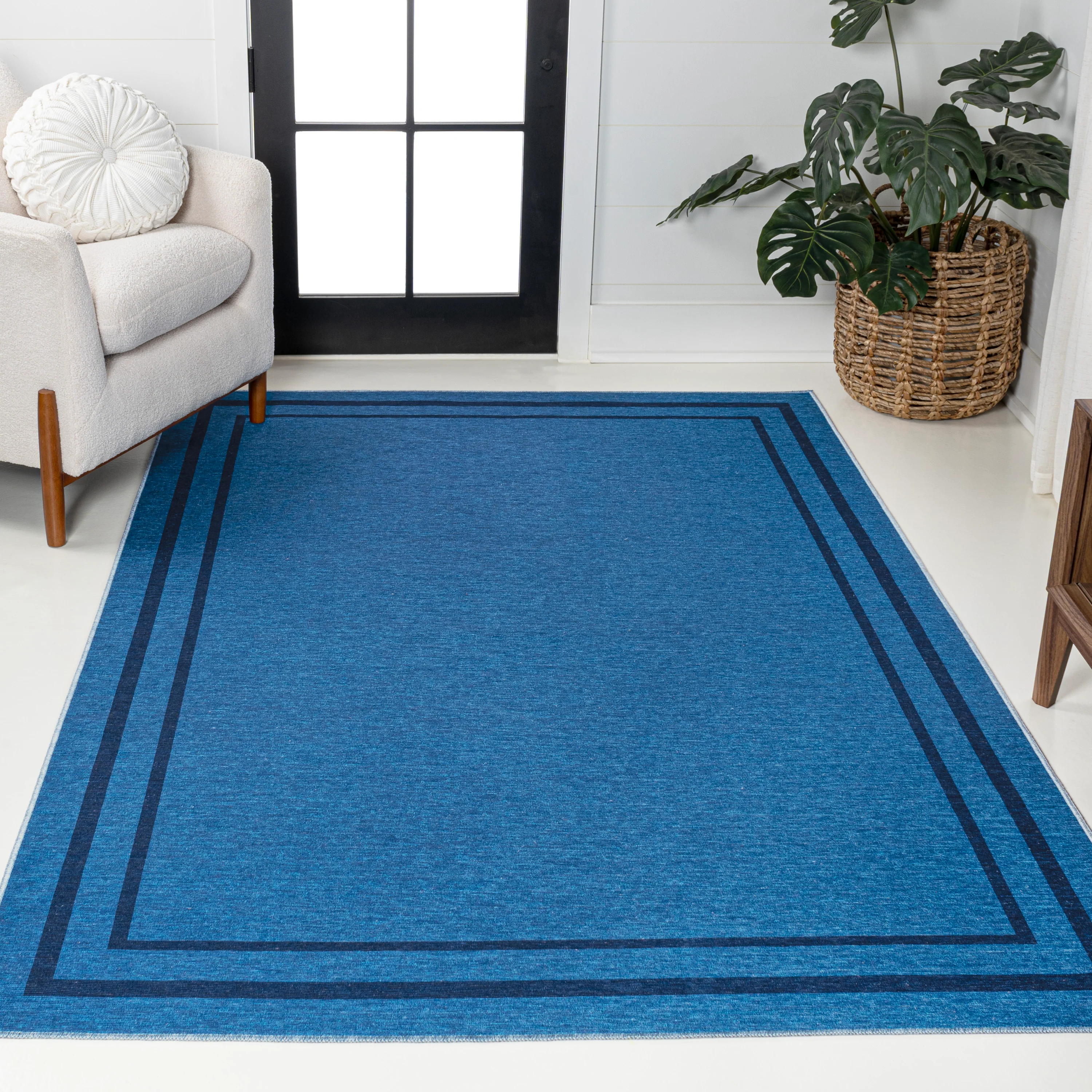 Sloane Classic 2-Stripe Border Washable Area Rug