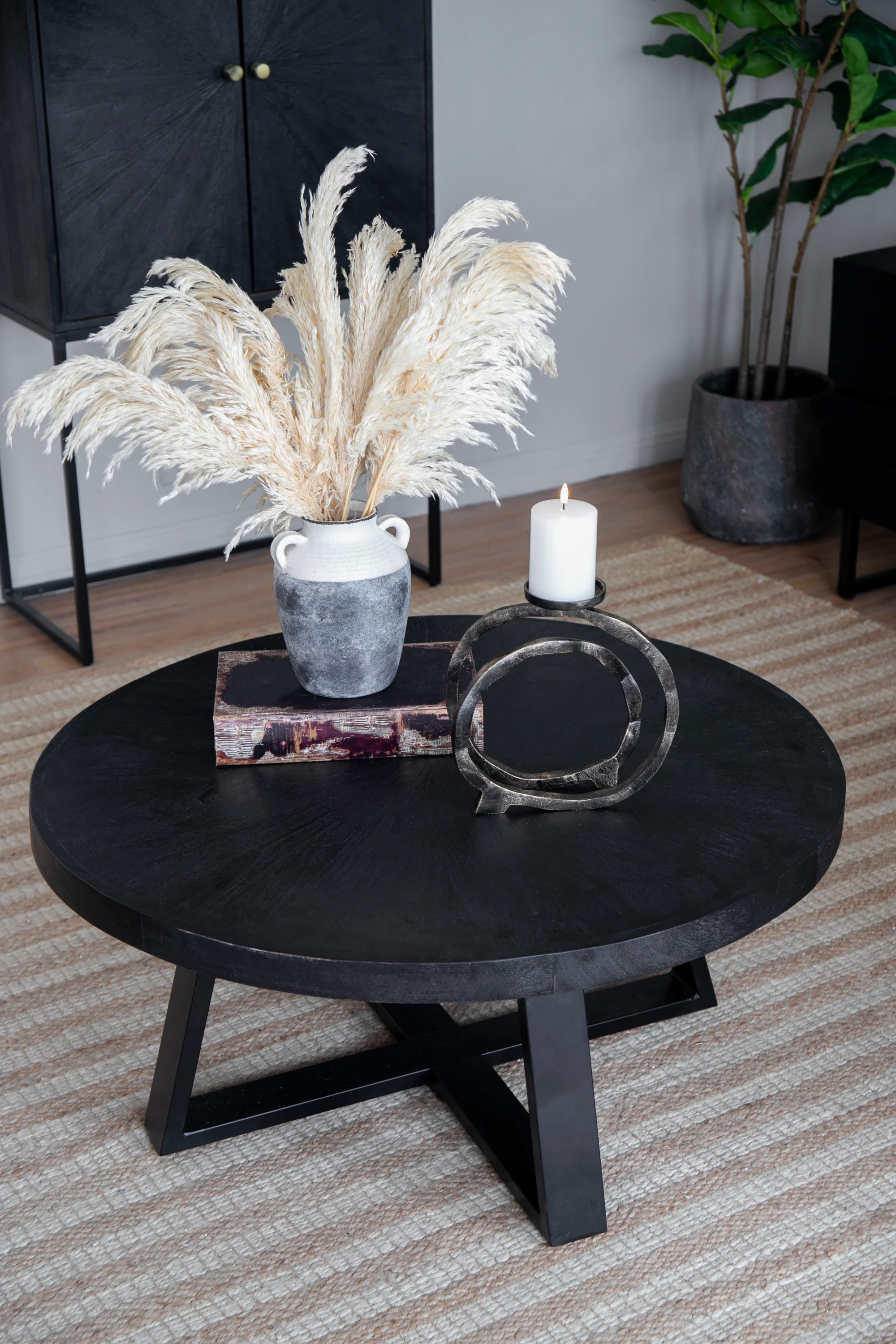 Round Coffee Table, Black