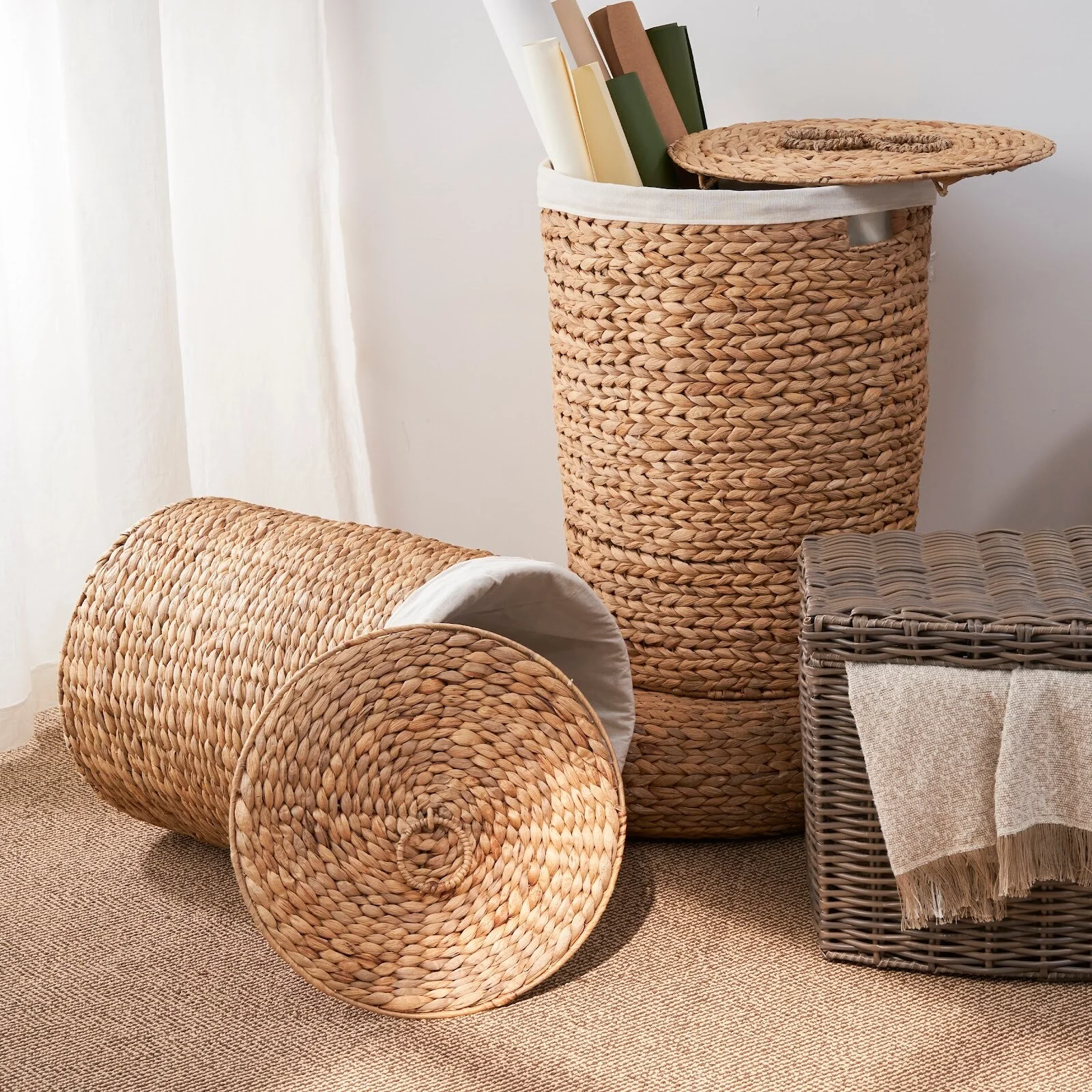 Ludmilla Round Tall Water Hyacinth Woven Wicker Laundry Hamper with Lid 15