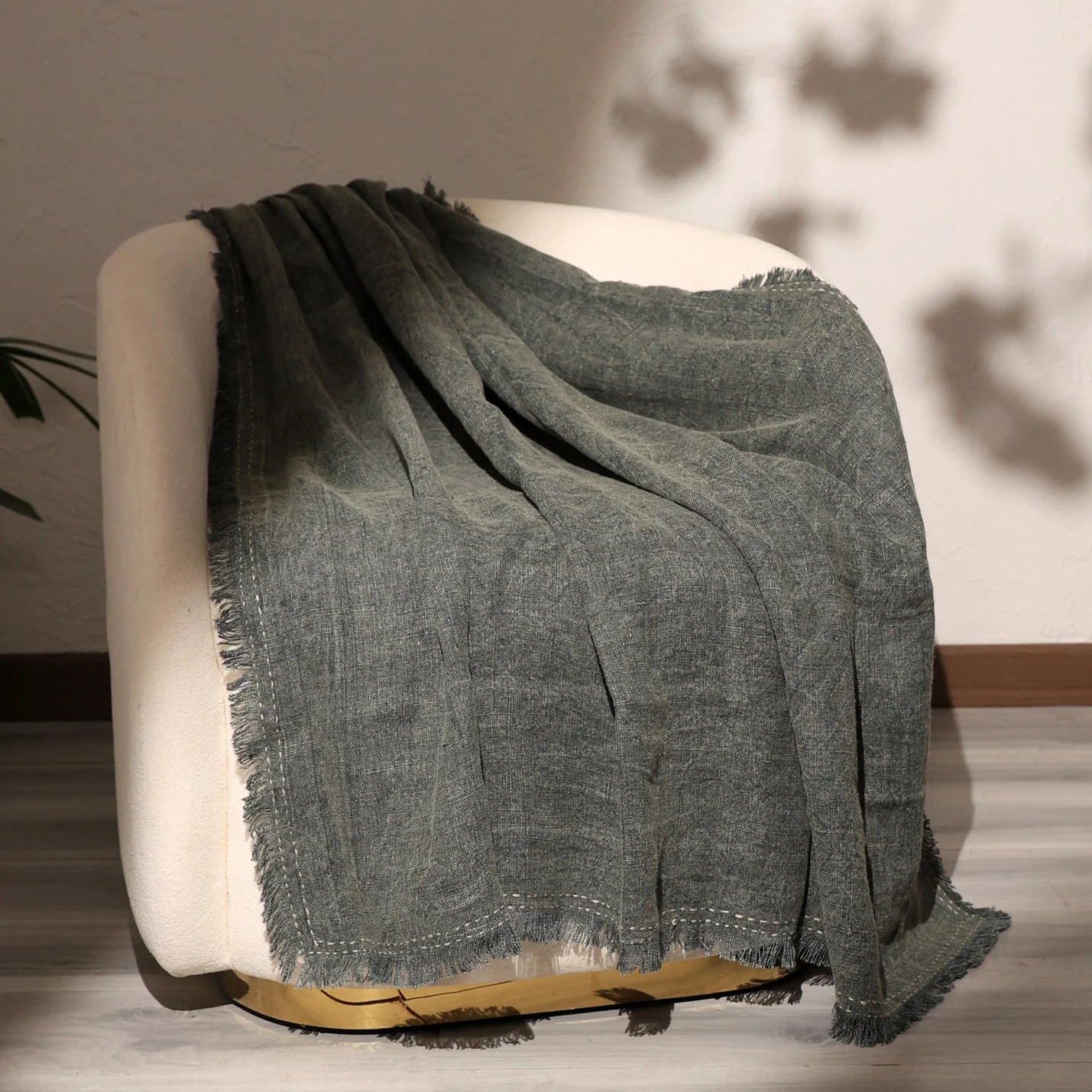 Stonewashed Linen Woven Throw Blanket with Fringe