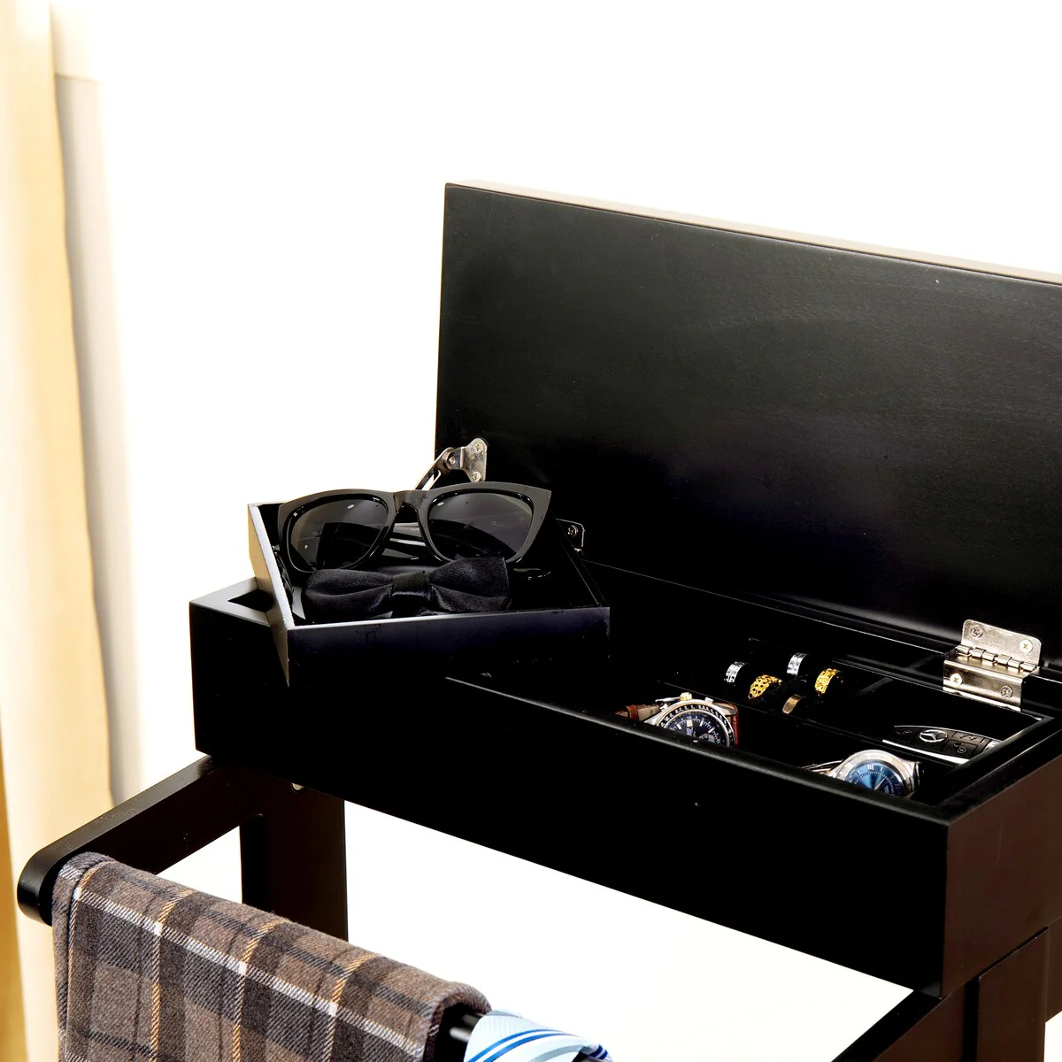 Black Portable Garment Rack
