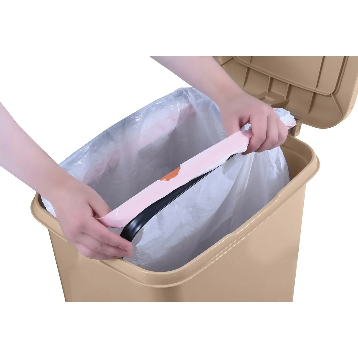 10.5 gal Slim Step Trash Can